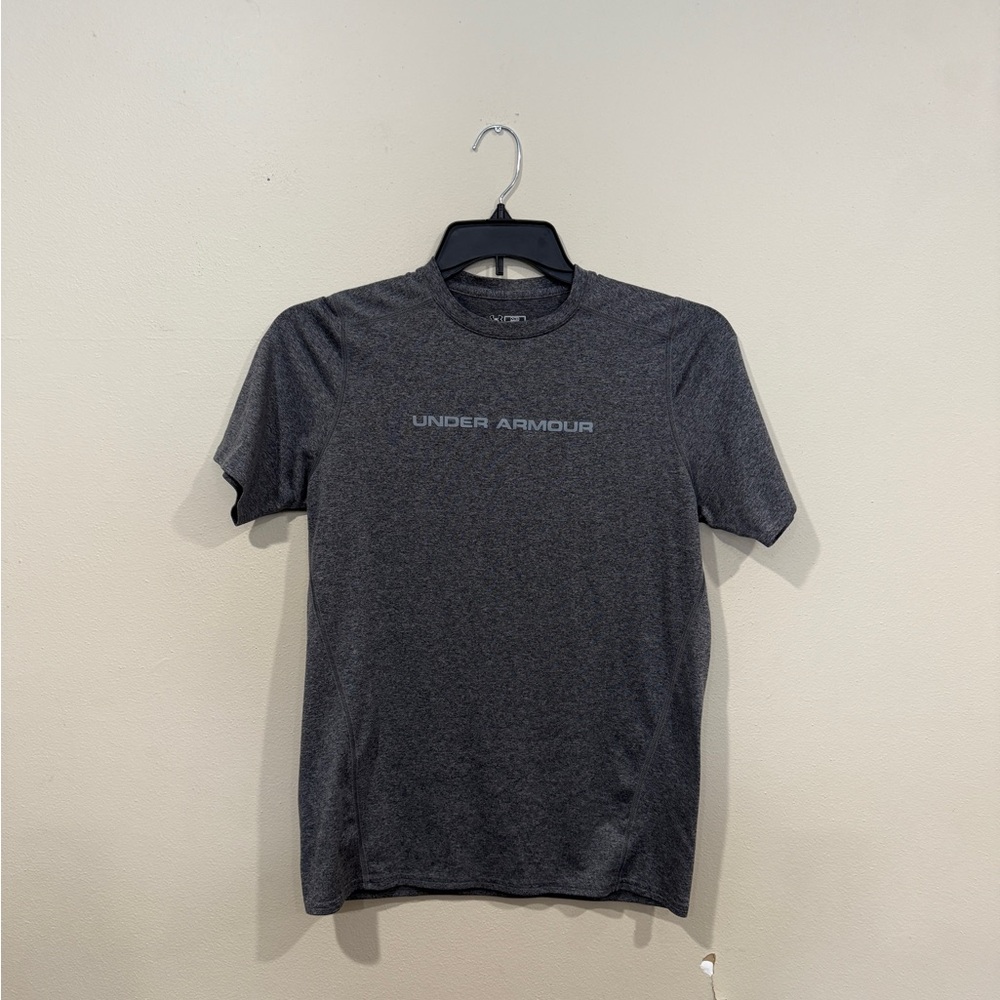 Under Armour Gray Short Sleeve Tee